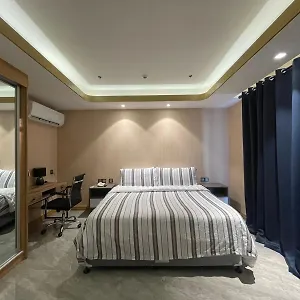 Apartment High Class 1br At One Euphoria, Angeles