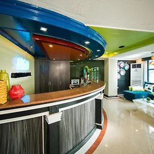 Apartment 950 Condotel, Angeles