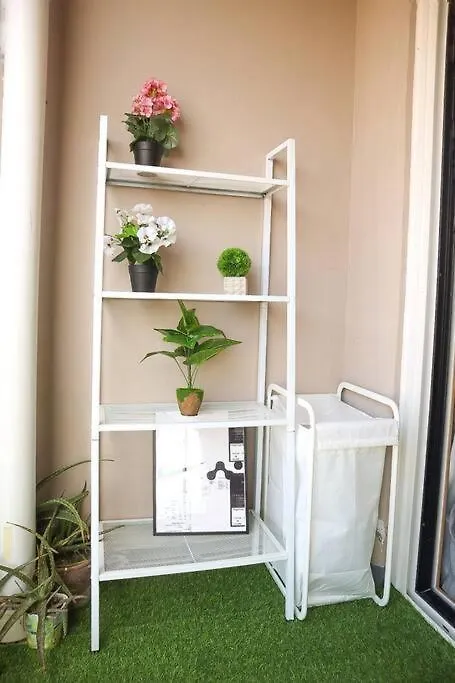 Spacious Minimalist Studio In Clark Angeles Apartment